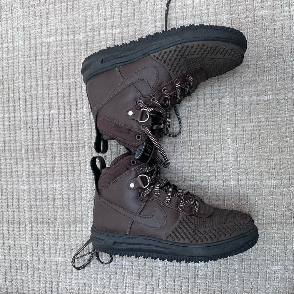 EUC BOYS Nike Lunar Force 1 Duckboot baroque brown SIZE 6 Nike high tops - Picture 2 of 7